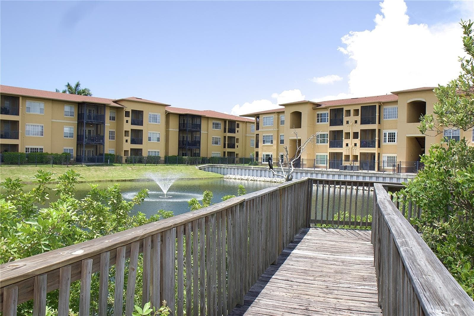 Condominium at 4323 BAYSIDE VILLAGE DR #306, TAMPA, photo 22 of 29