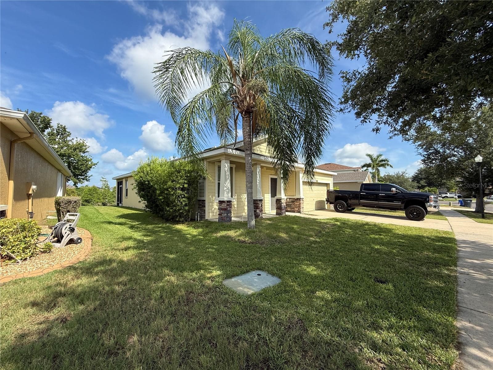 Single Family Residence at 1751 BONITA BLUFF CT, RUSKIN, photo 4 of 36