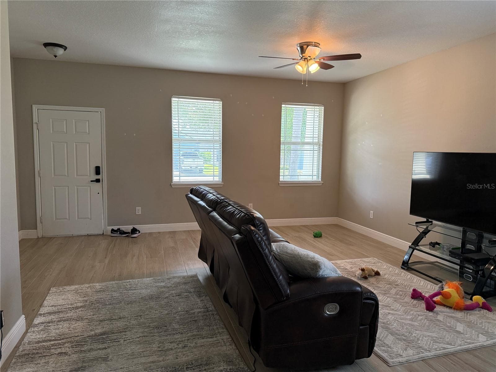 Single Family Residence at 1751 BONITA BLUFF CT, RUSKIN, photo 9 of 36
