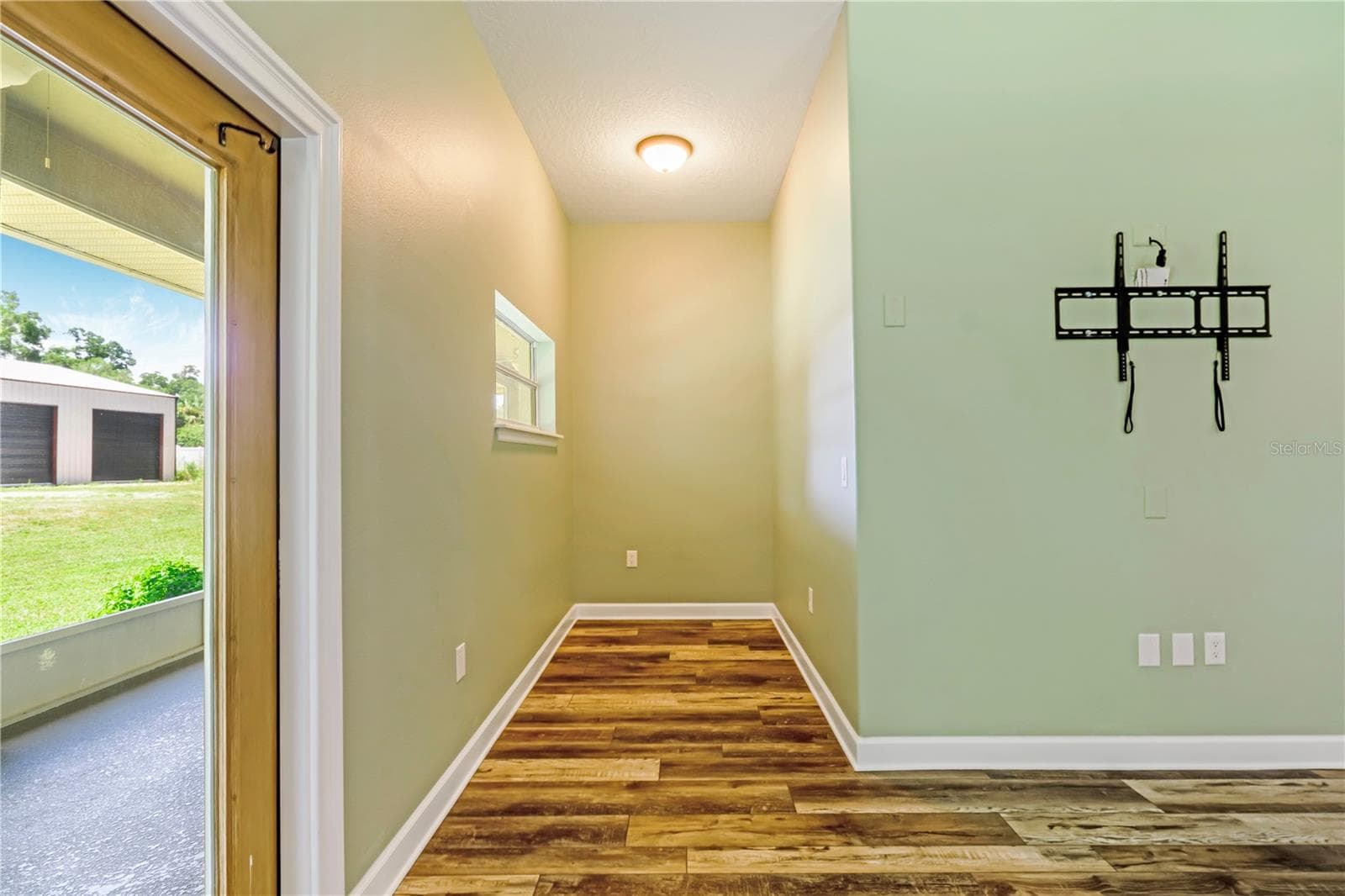 Single Family Residence at 2287 N SPRING GARDEN AVE, DELAND, photo 27 of 49