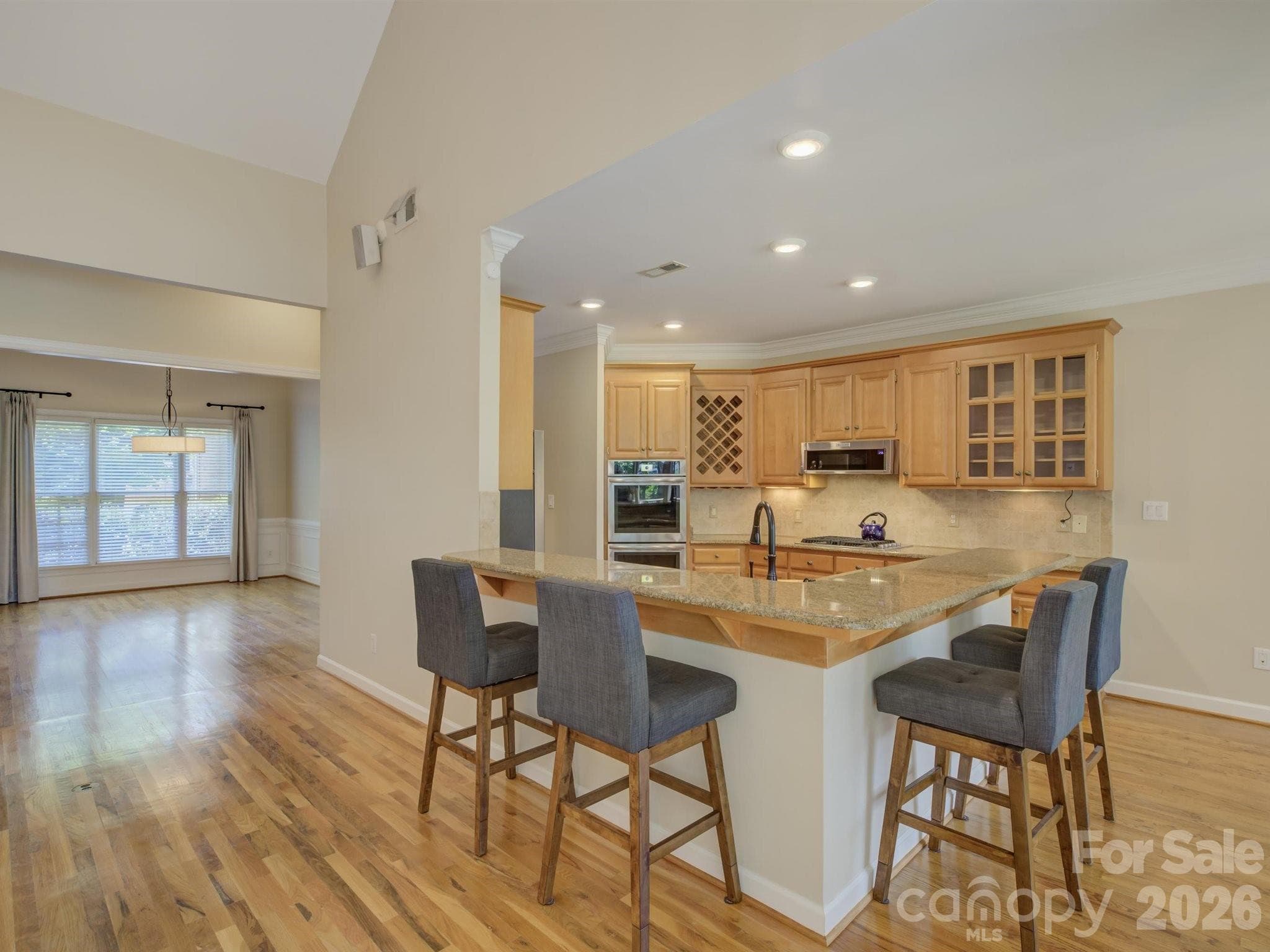 Single Family Residence at 10119 Victoria Mill Court, Charlotte, photo 10 of 48