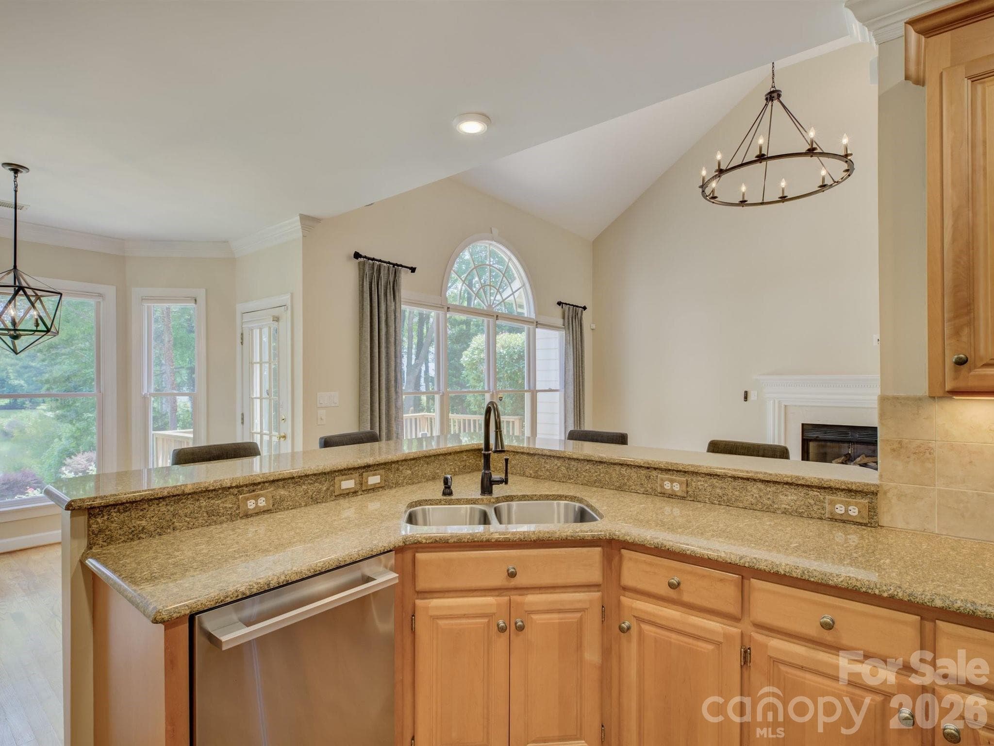 Single Family Residence at 10119 Victoria Mill Court, Charlotte, photo 17 of 48