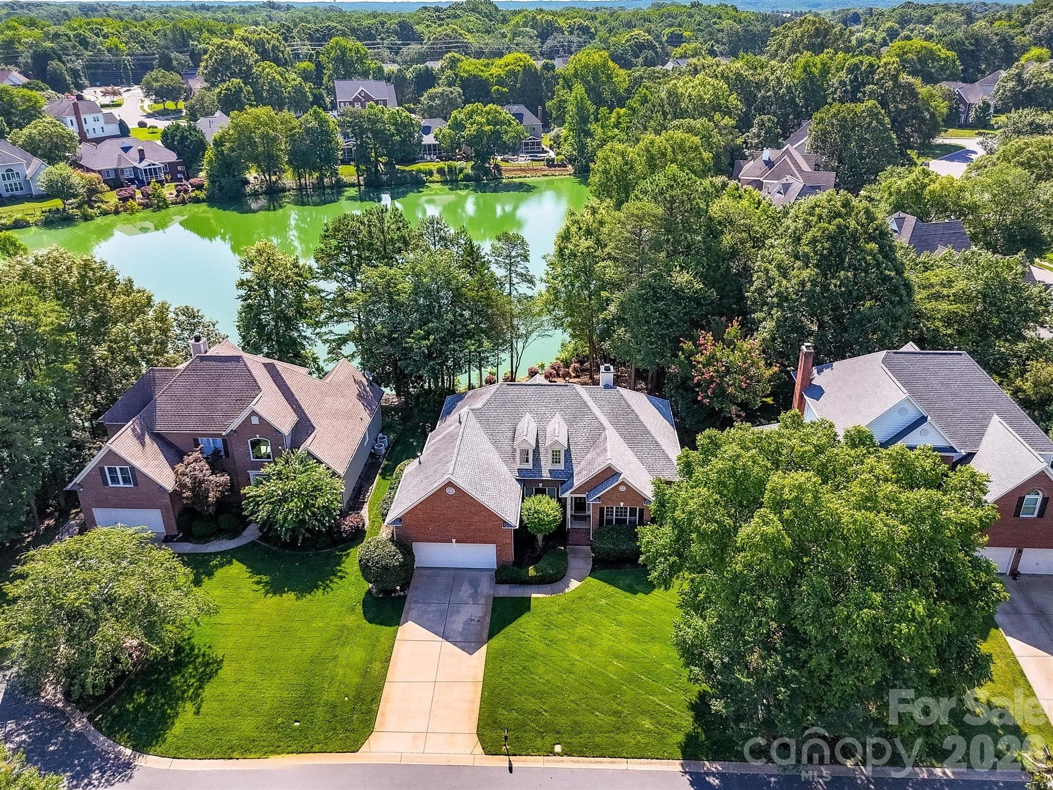 Single Family Residence at 10119 Victoria Mill Court, Charlotte, photo 45 of 48