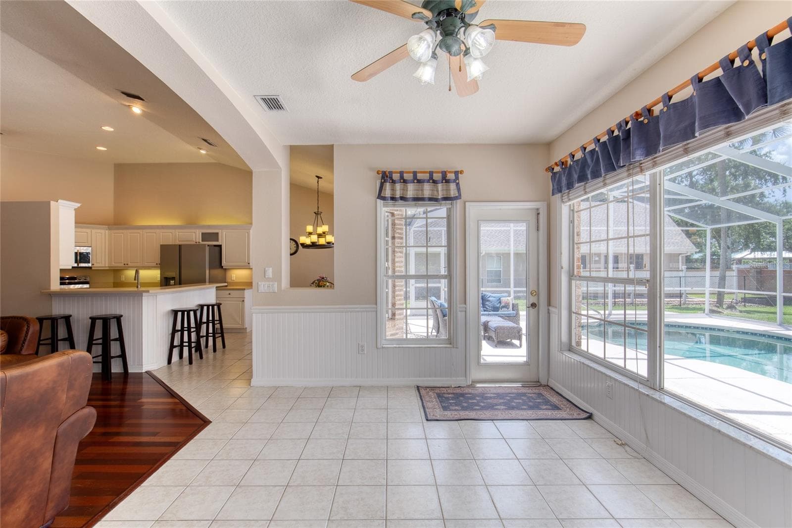 Single Family Residence at 5 WATERCLIFF LN, ORMOND BEACH, photo 19 of 77
