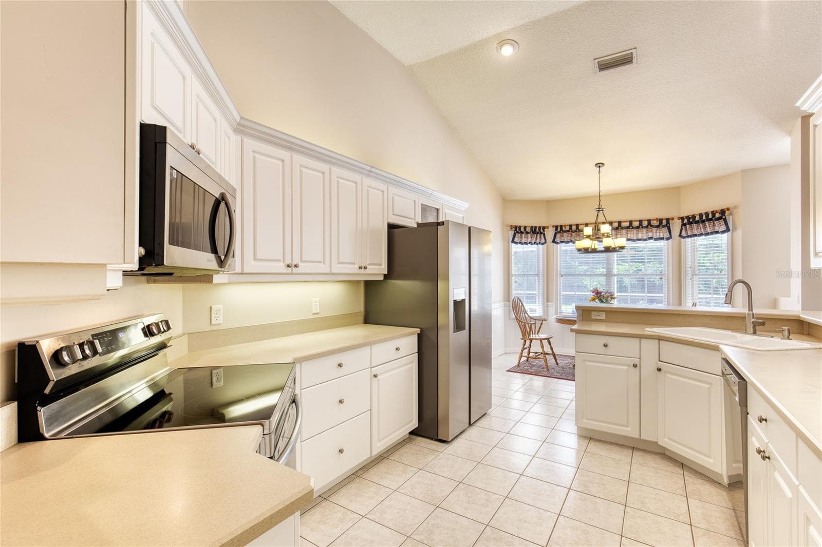 Single Family Residence at 5 WATERCLIFF LN, ORMOND BEACH, photo 27 of 77