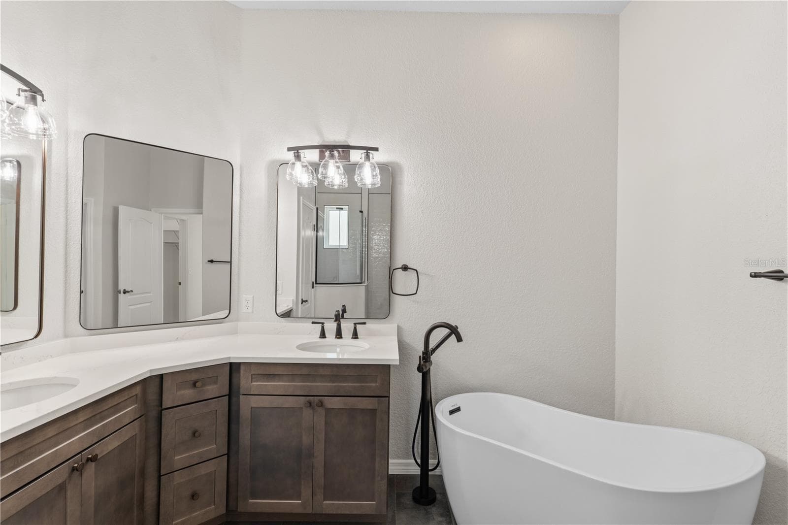 Single Family Residence at 1165 BOUNDARY BLVD, ROTONDA WEST, photo 23 of 49
