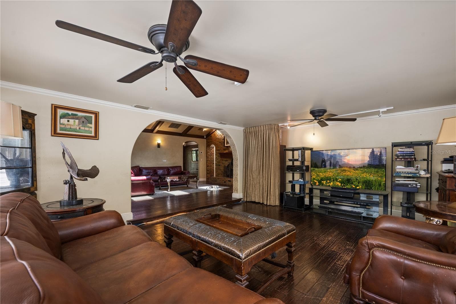 Single Family Residence at 2009 WOODY DR, WINDERMERE, photo 12 of 43