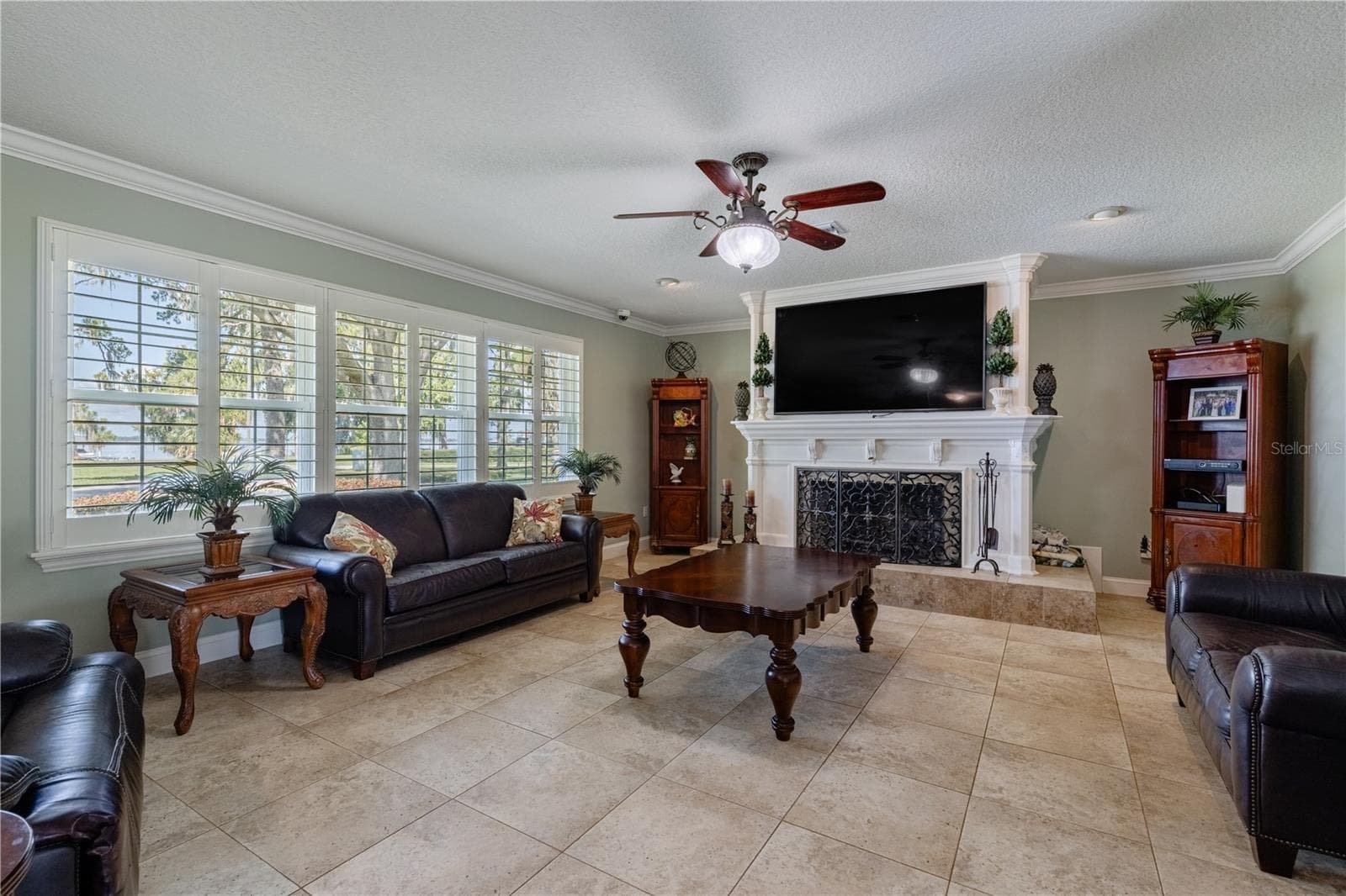 Single Family Residence at 32834 LAKESHORE DR, TAVARES, photo 46 of 86