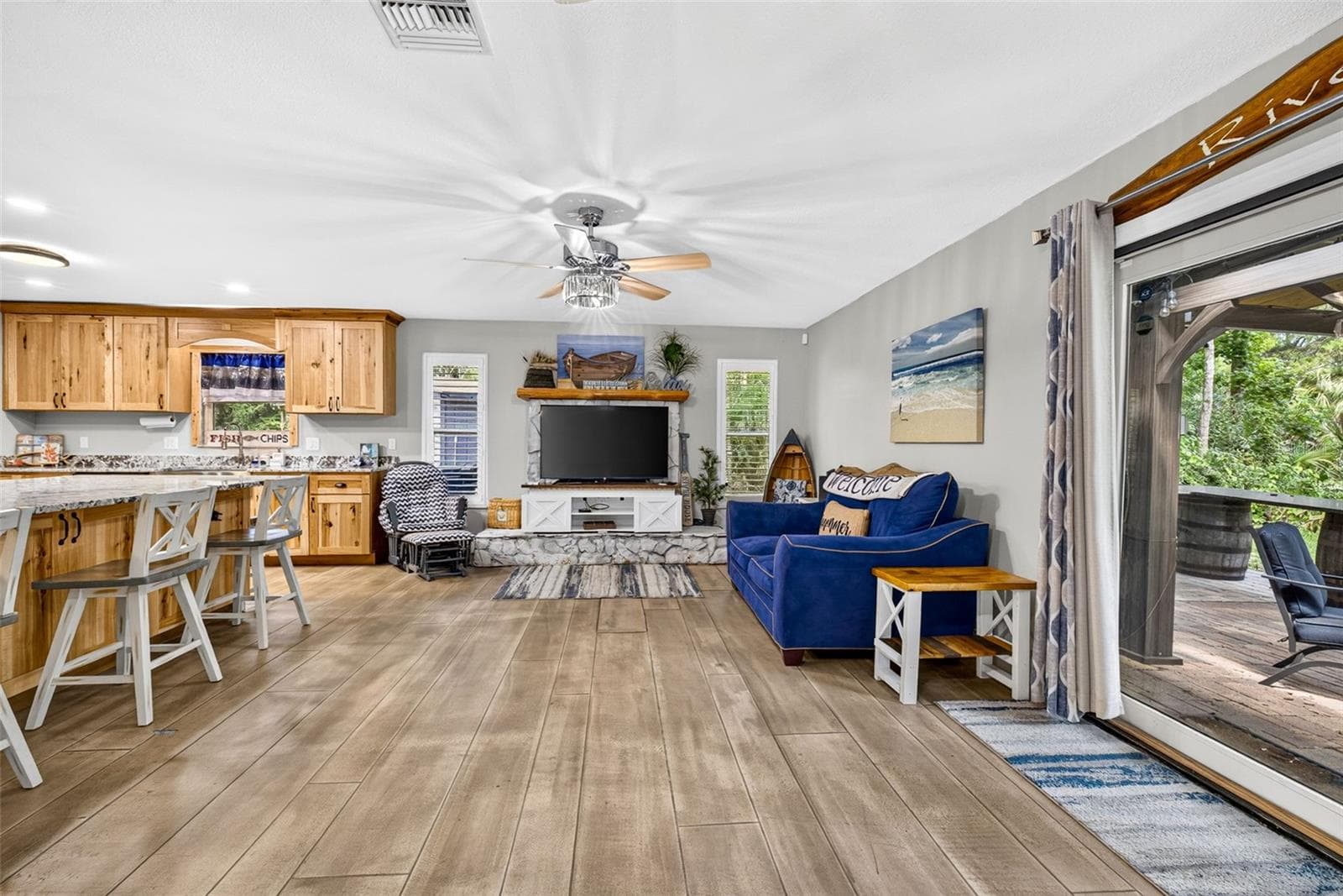 Single Family Residence at 4600 S LEWOODS DR, HOMOSASSA, photo 17 of 88