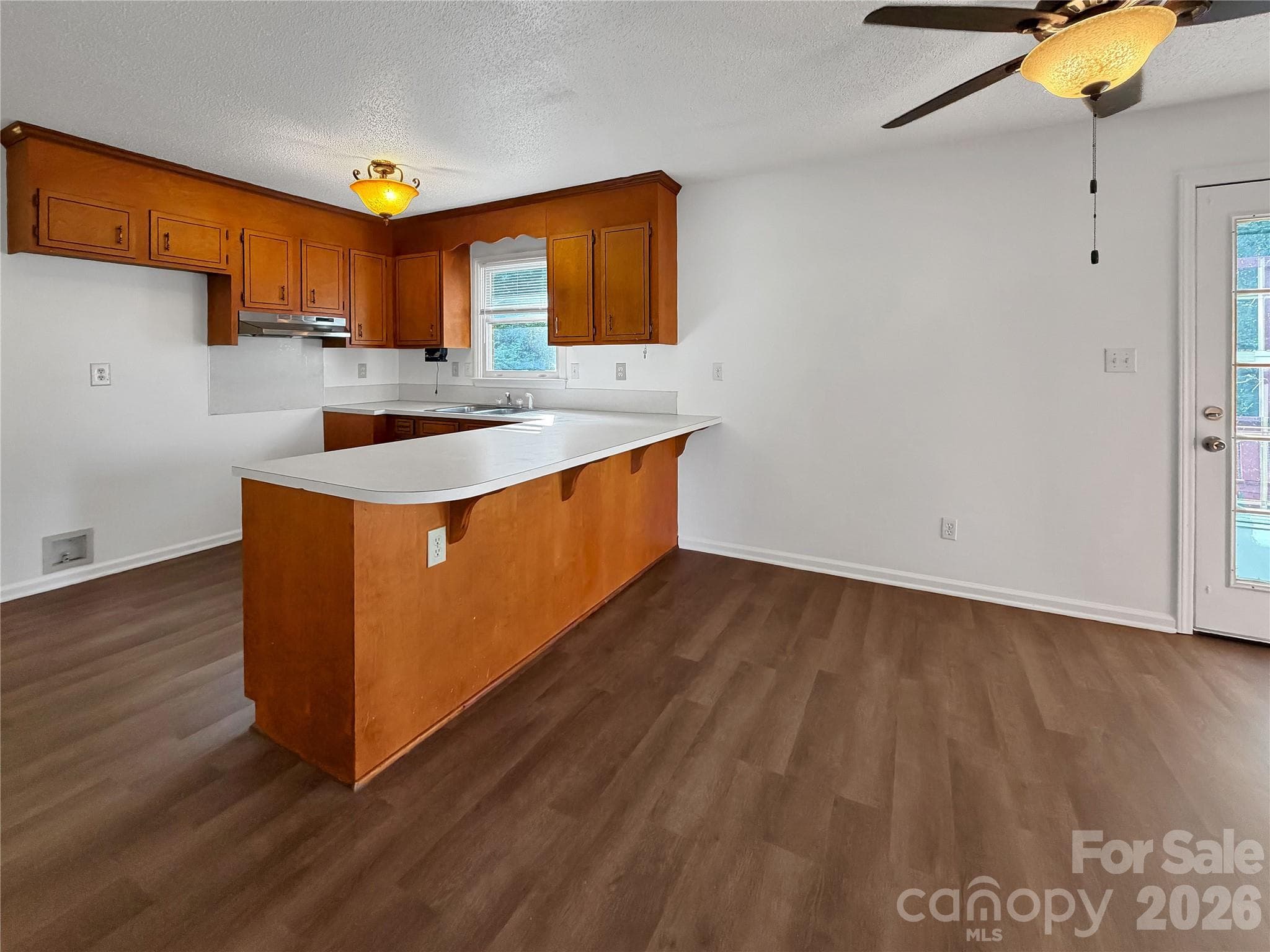 Single Family Residence at 315 Southglenn Drive, Shelby, photo 13 of 24