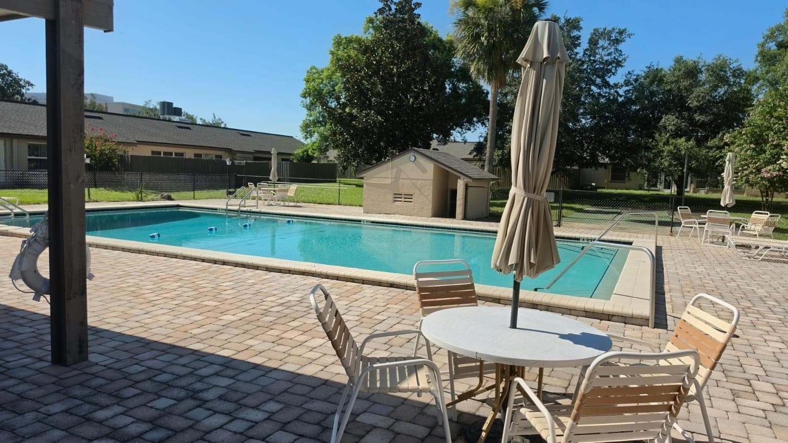 Community pool - 550 WINDMEADOWS ST #550, ALTAMONTE SPRINGS