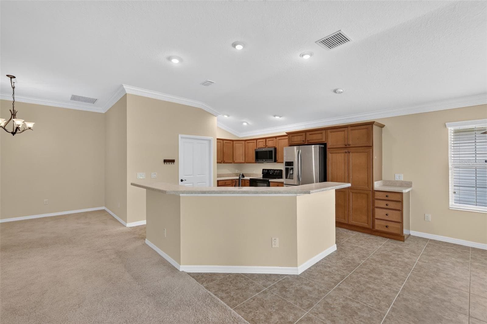 Kitchen Eat-In Breakfast Bar - 791 ENISGROVE WAY, THE VILLAGES