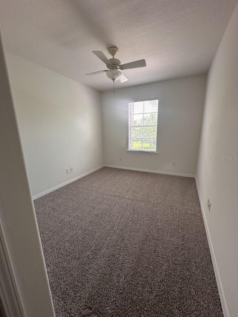 Townhouse at 11107 GREEN PARK CIR, TAMPA, photo 18 of 31