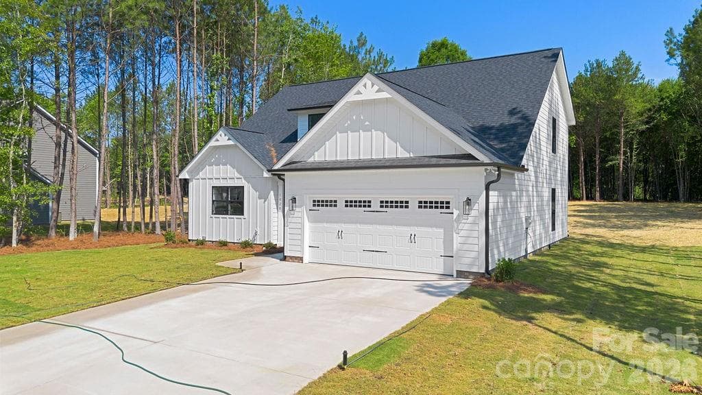 Single Family Residence at Monroe, photo 4 of 48