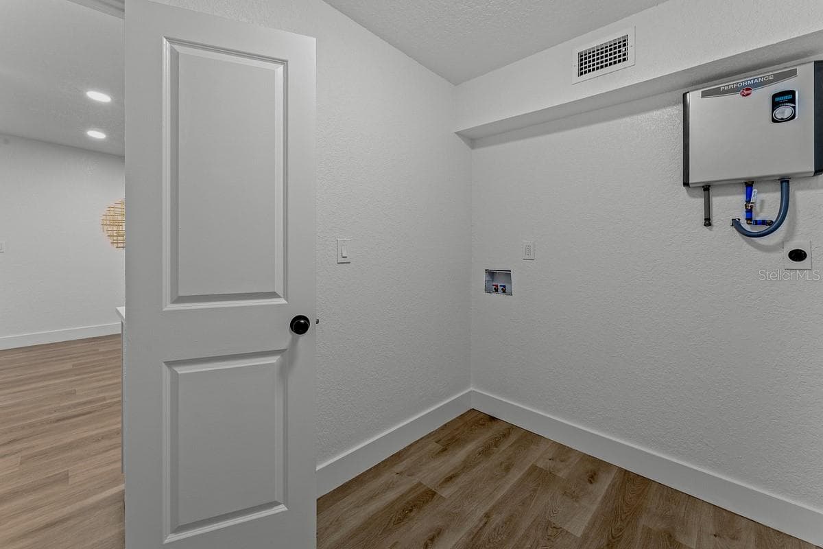 Single Family Residence at 849 LOGAN DR, LONGWOOD, photo 18 of 25