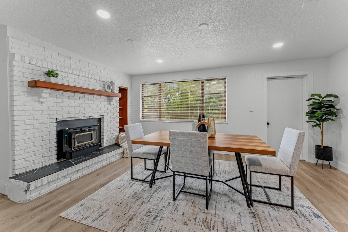 Single Family Residence at 849 LOGAN DR, LONGWOOD, photo 5 of 25