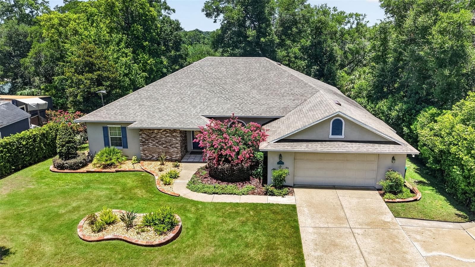 Single Family Residence at 705 HILLTOP CT, MOUNT DORA, photo 4 of 57