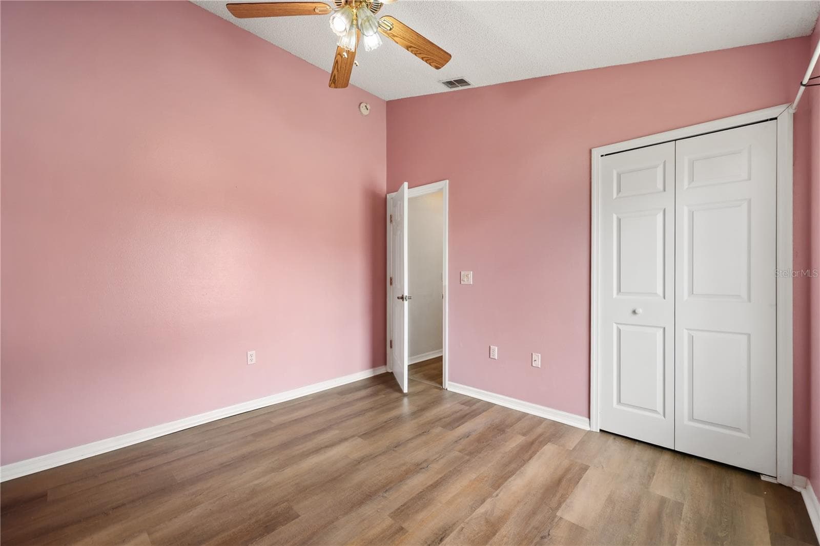 Single Family Residence at 2965 COOL BREEZE CIR, ST CLOUD, photo 20 of 25