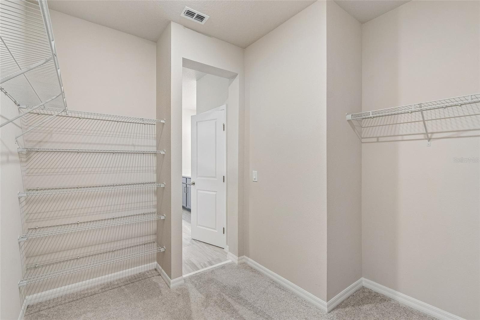 Owner's Closet - 5640 SAVANNA VALLEY TRL, ST CLOUD
