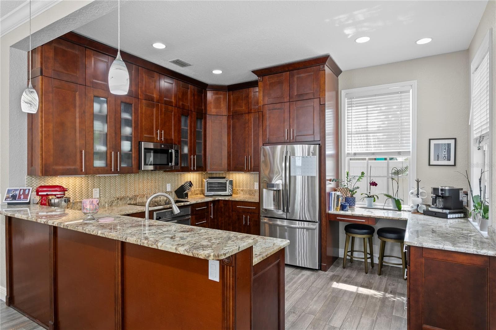 Single Family Residence at 3319 W VILLA ROSA ST, TAMPA, photo 12 of 39