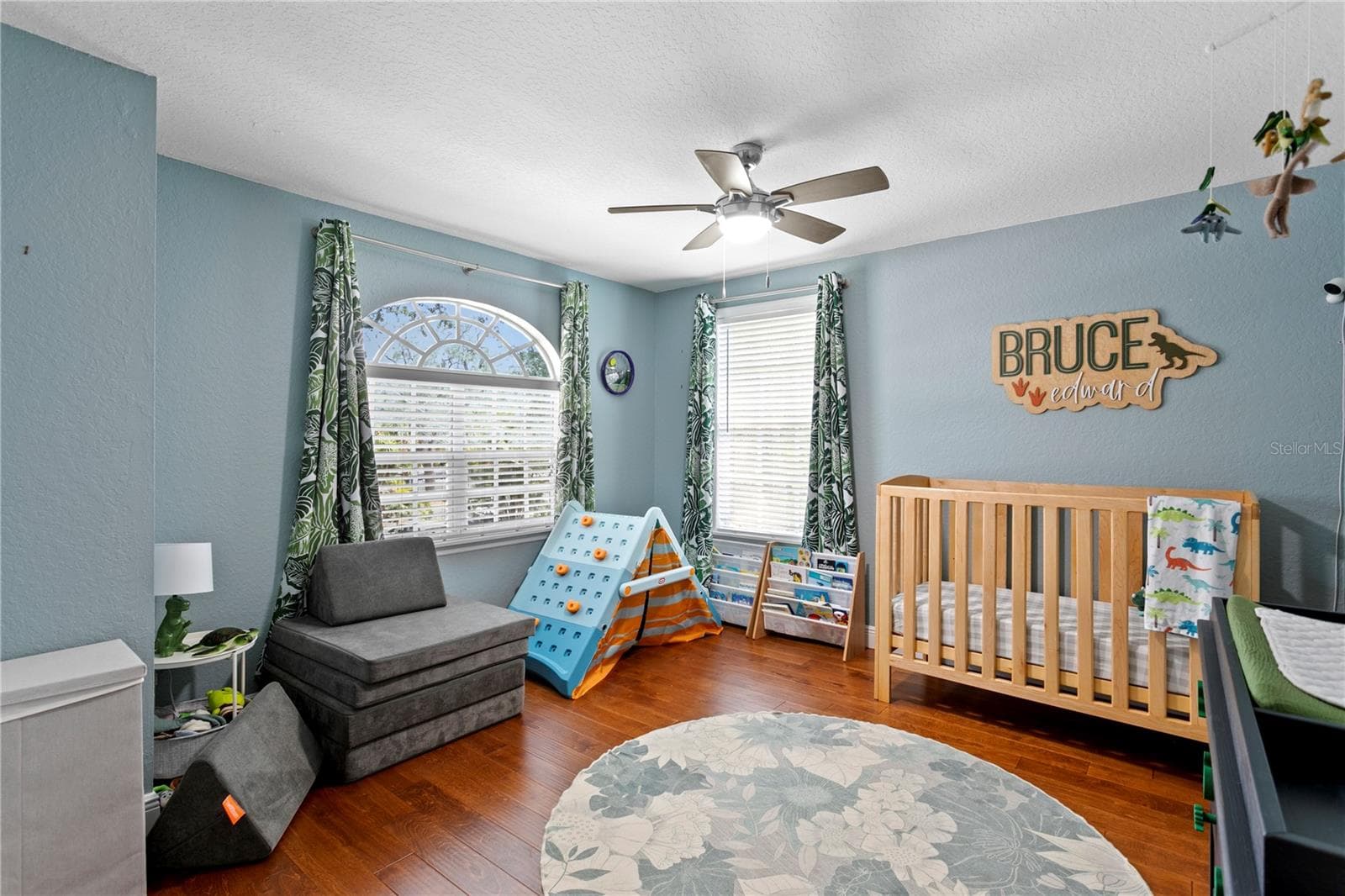 Single Family Residence at 3319 W VILLA ROSA ST, TAMPA, photo 33 of 39
