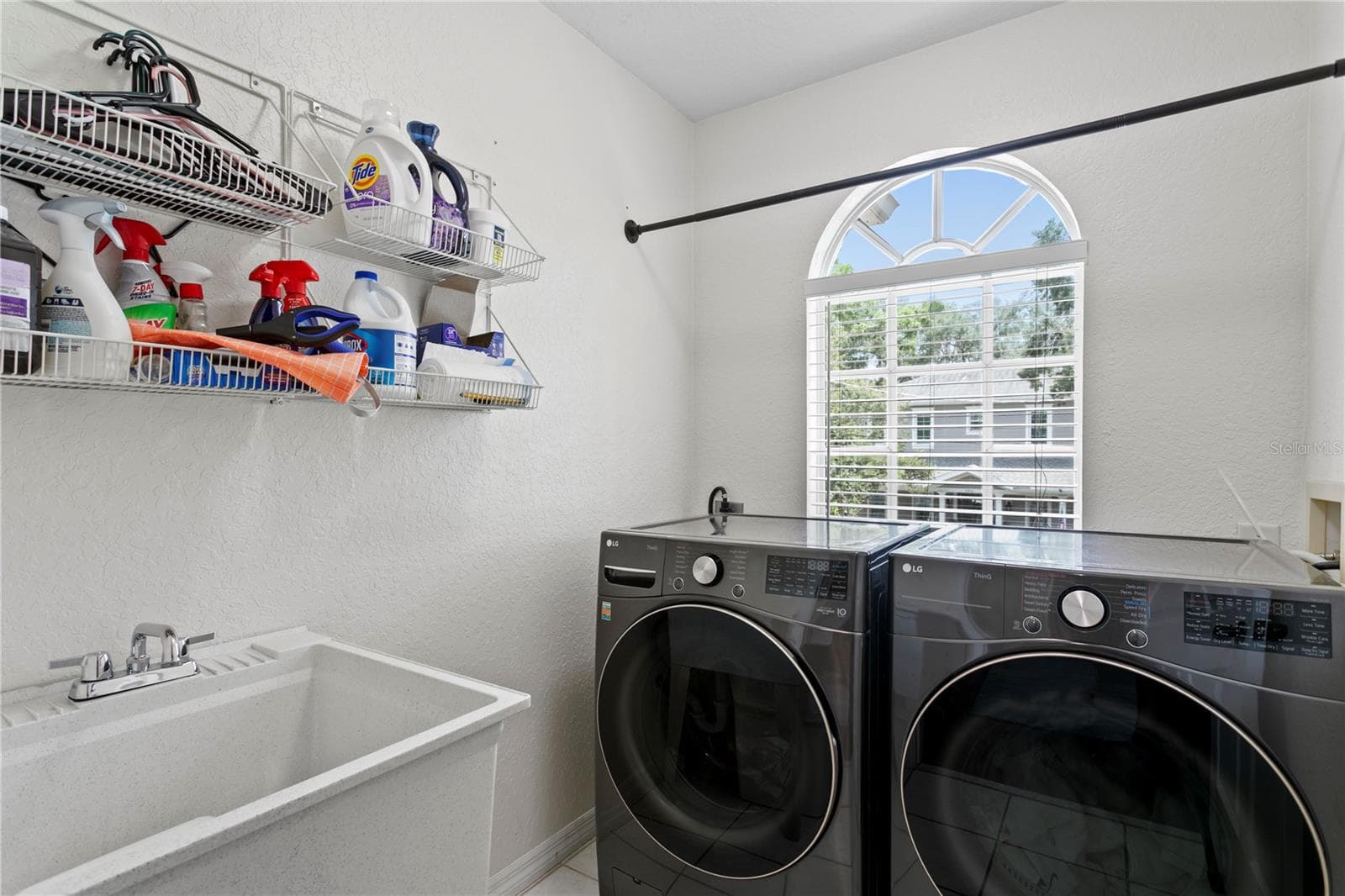 Single Family Residence at 3319 W VILLA ROSA ST, TAMPA, photo 38 of 39