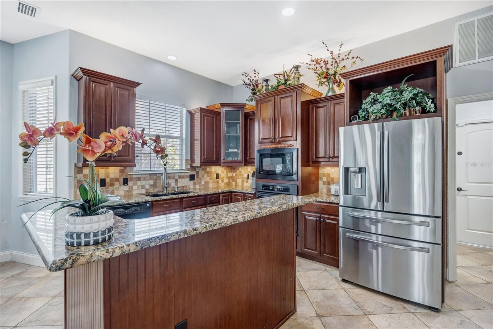 Single Family Residence at 4303 TOKOSE PL, LAKELAND, photo 12 of 40