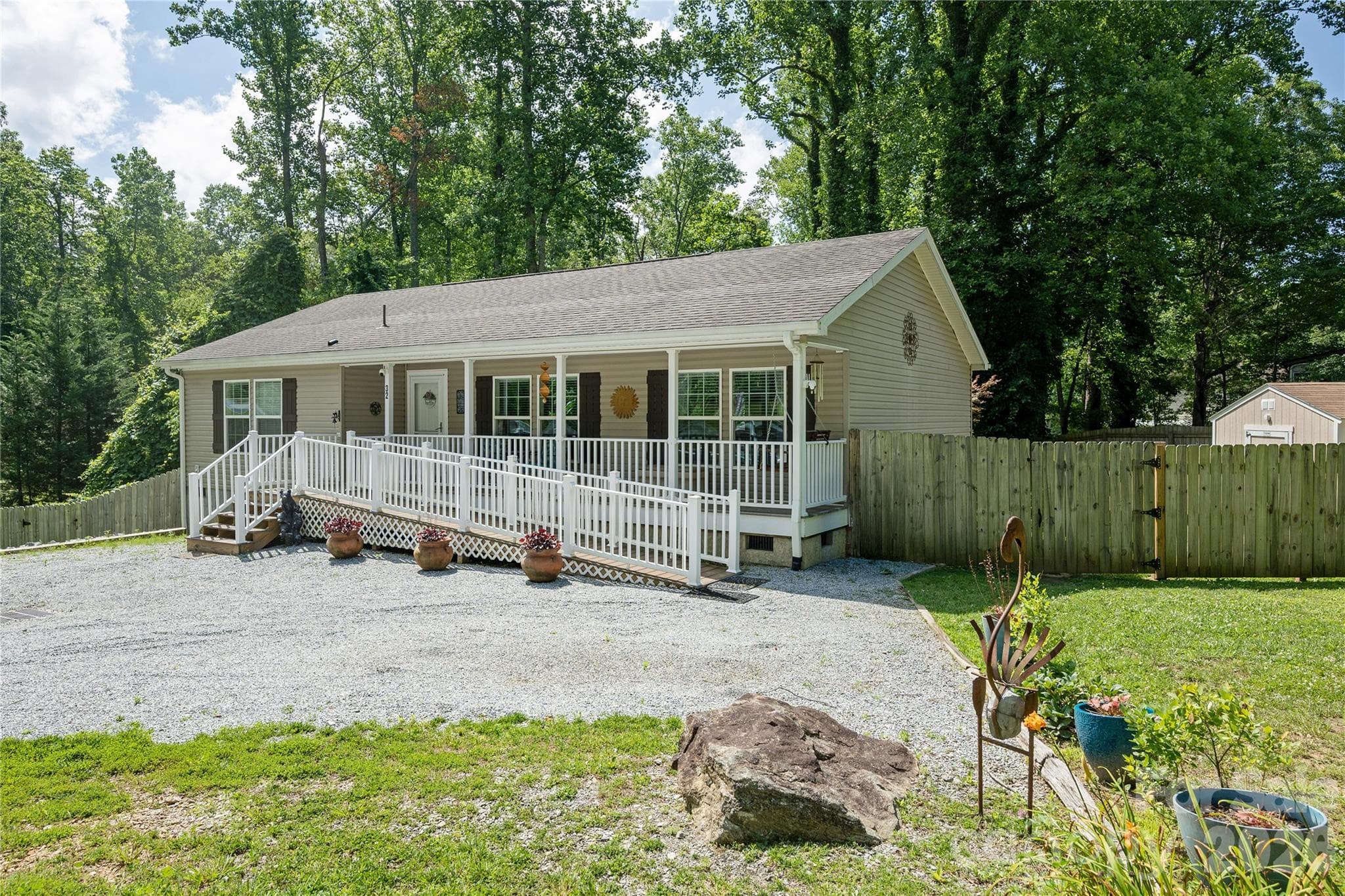 Single Family Residence at Hendersonville, photo 20 of 27