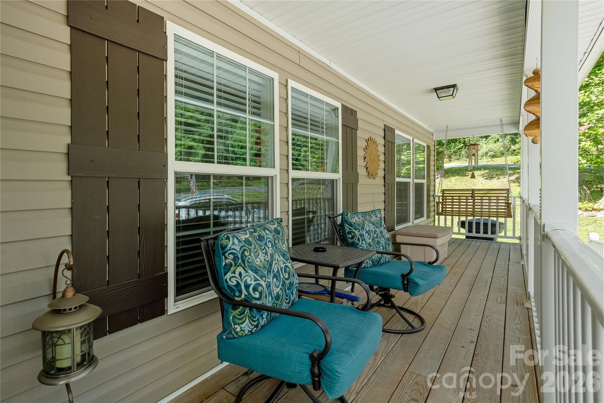 Single Family Residence at Hendersonville, photo 4 of 27