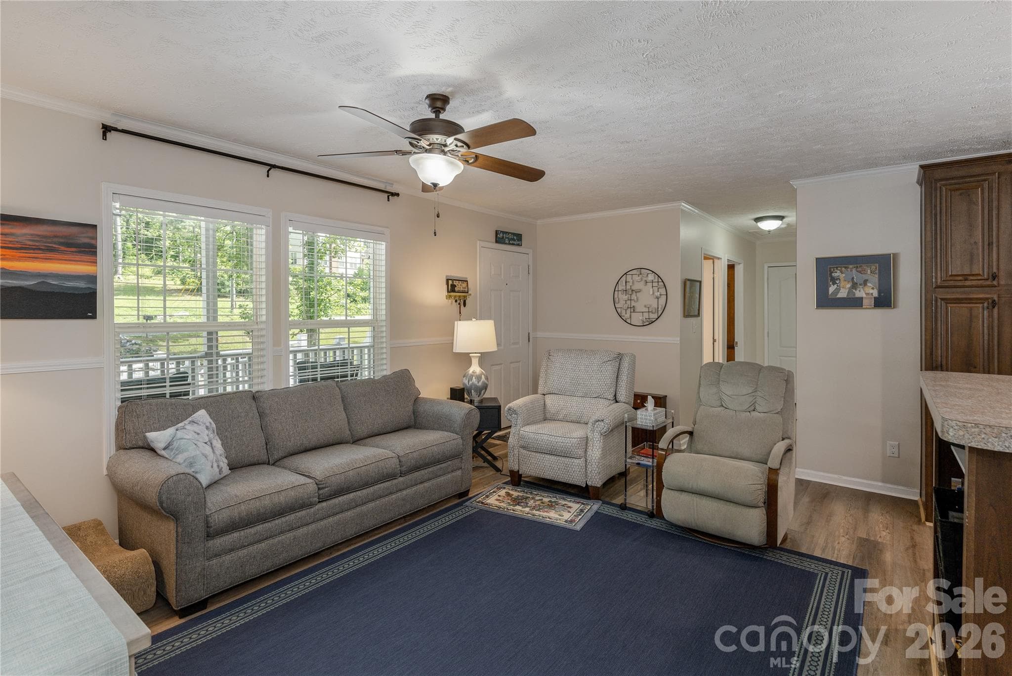 Single Family Residence at Hendersonville, photo 2 of 27