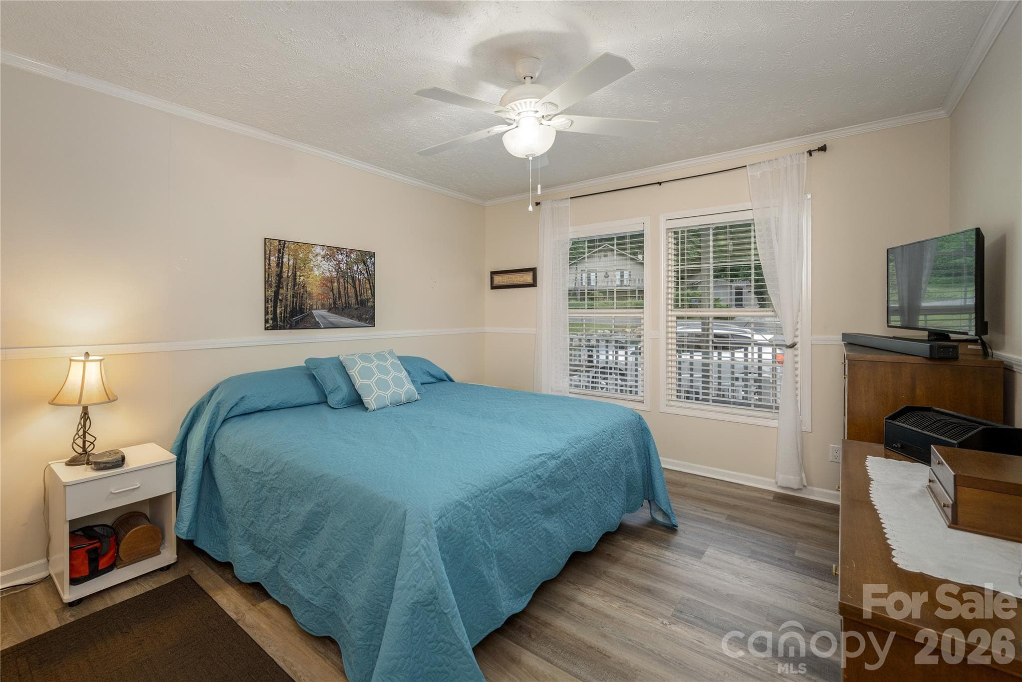 Single Family Residence at Hendersonville, photo 9 of 27