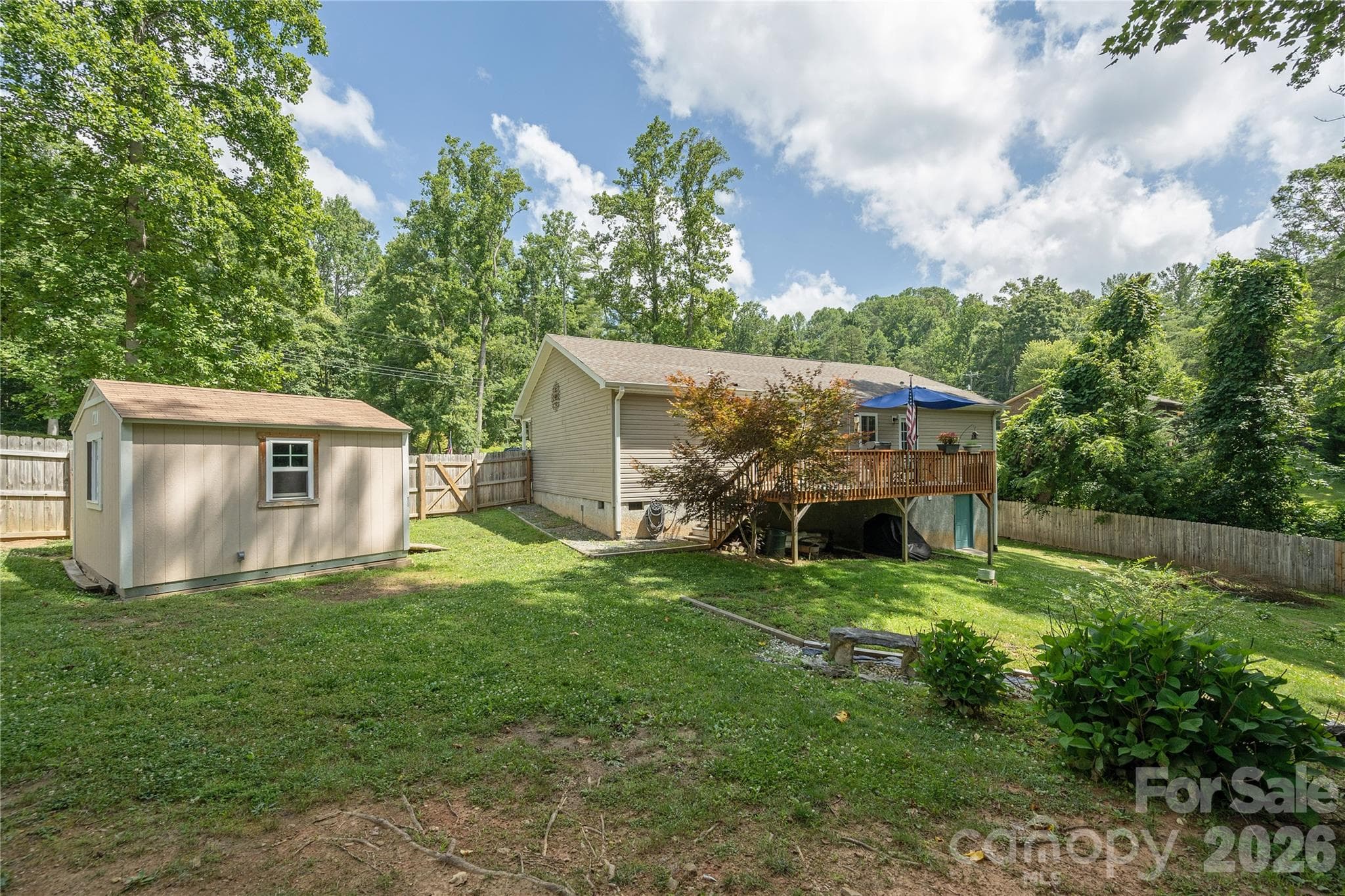 Single Family Residence at Hendersonville, photo 17 of 27