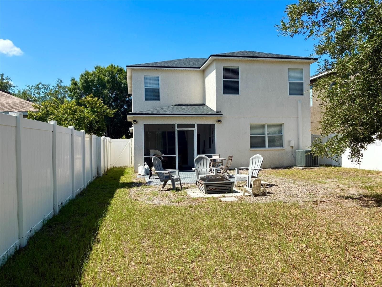 Single Family Residence at 8026 CARRIAGE POINTE DRIVE, GIBSONTON, photo 59 of 81