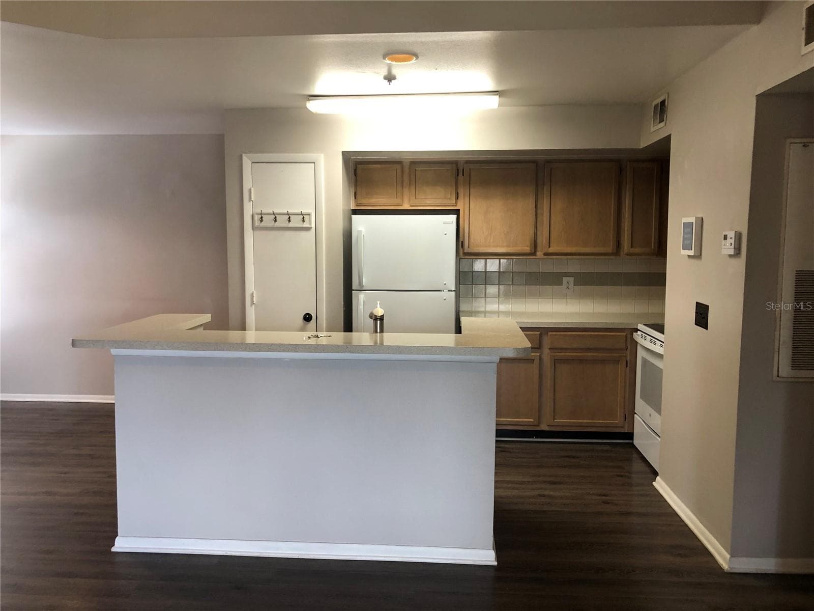 Condominium at 498 N PIN OAK PL #304, LONGWOOD, photo 6 of 16