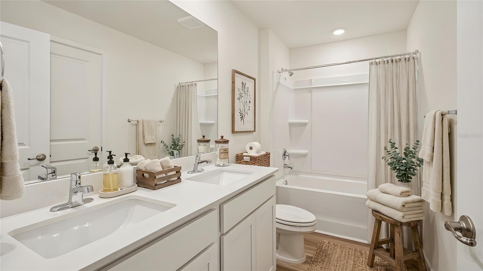 Single Family Residence at 1029 COMMONS WAY, PORT ORANGE, photo 10 of 11