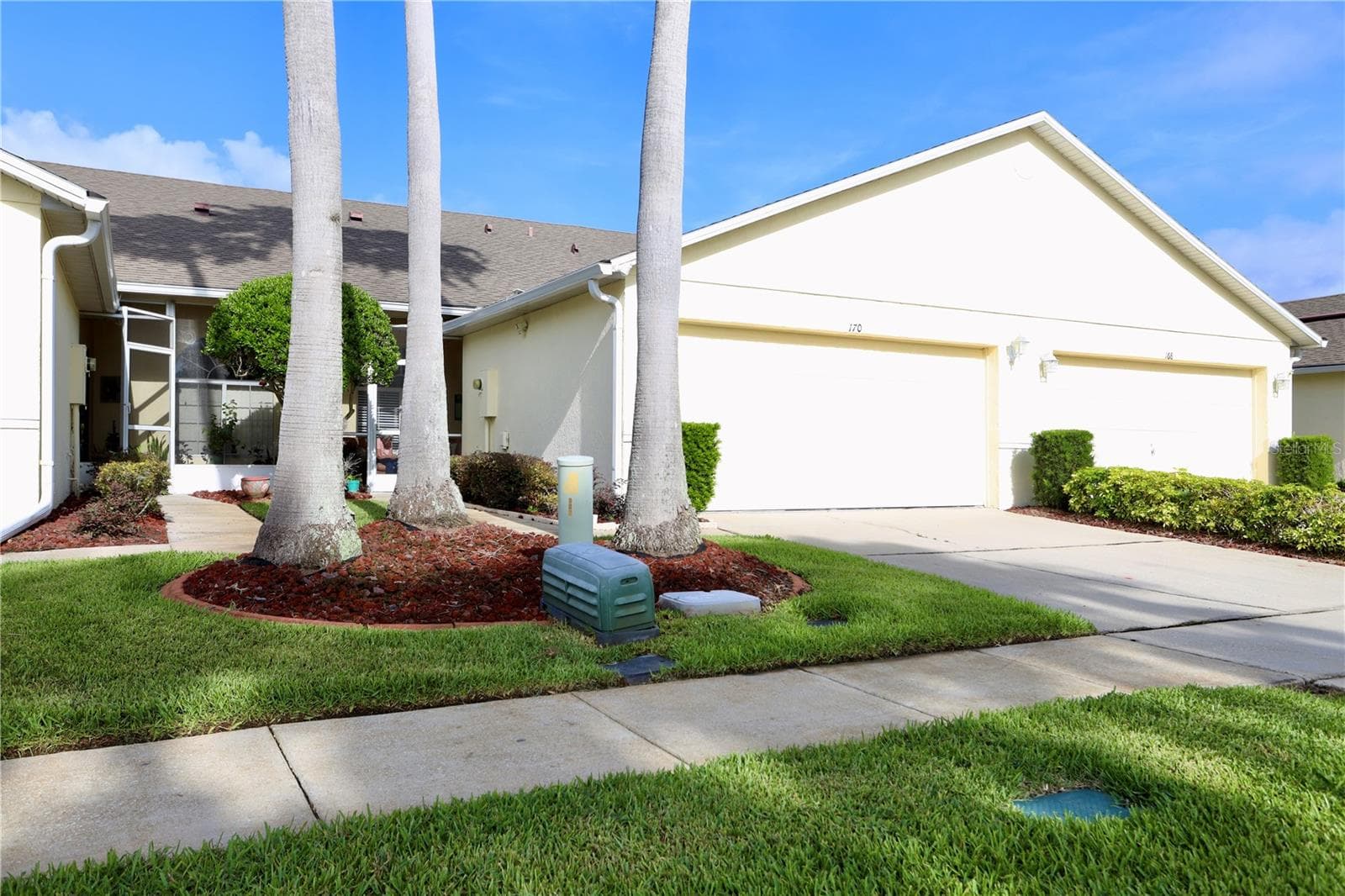 2 car garage - 170 CLUB VILLAS LN, KISSIMMEE