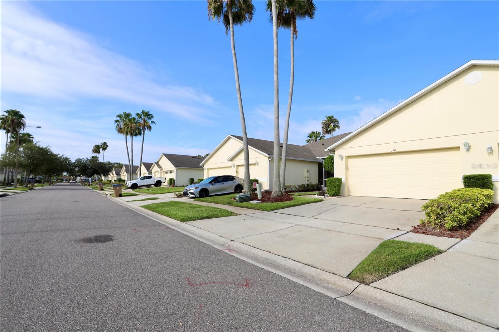 Front of Home - 170 CLUB VILLAS LN, KISSIMMEE