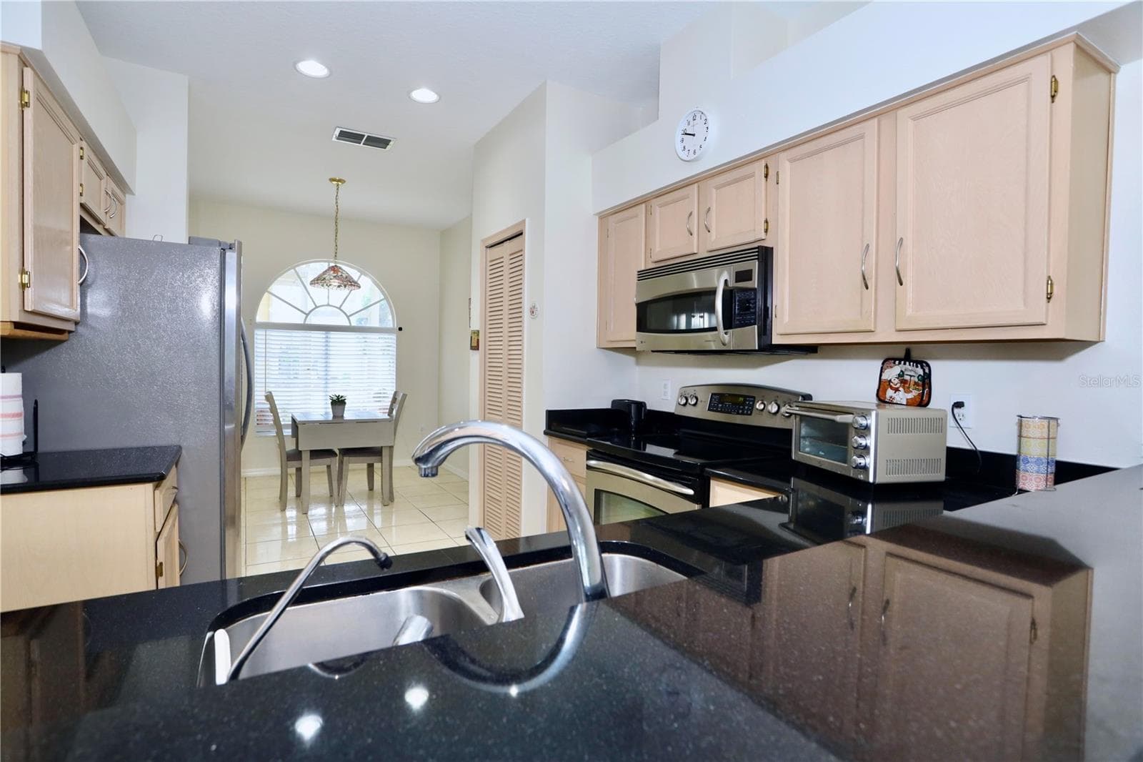 Kitchen - 170 CLUB VILLAS LN, KISSIMMEE