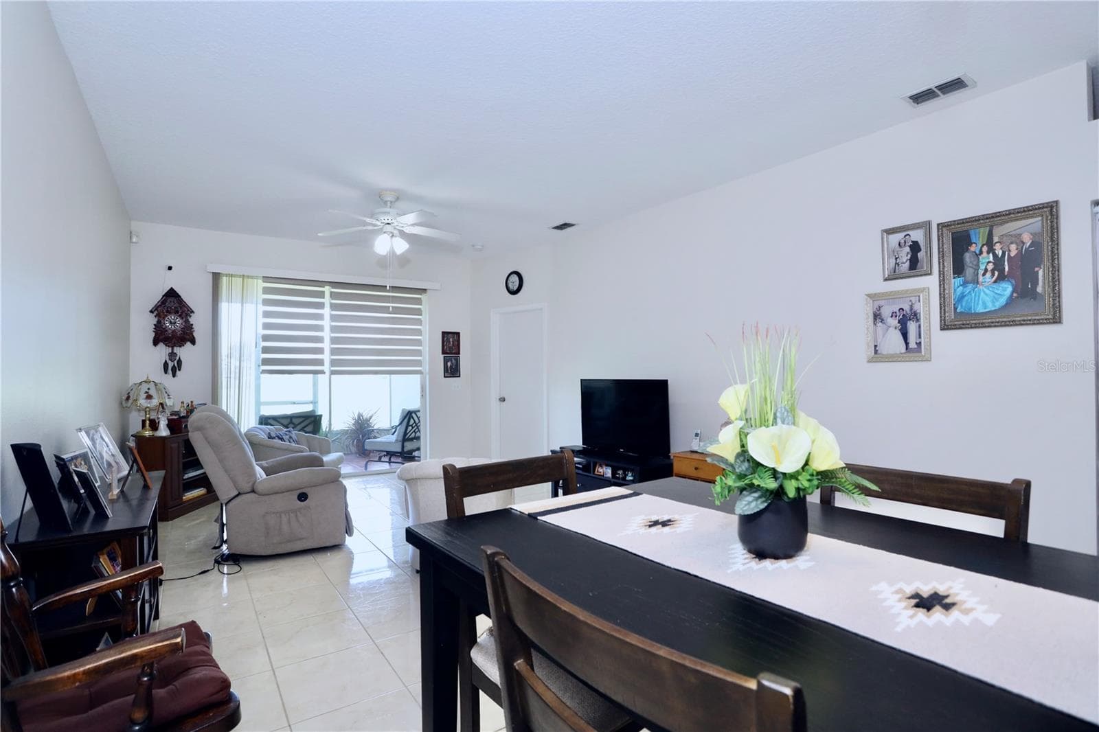 Dining Room looking toward living room - 170 CLUB VILLAS LN, KISSIMMEE