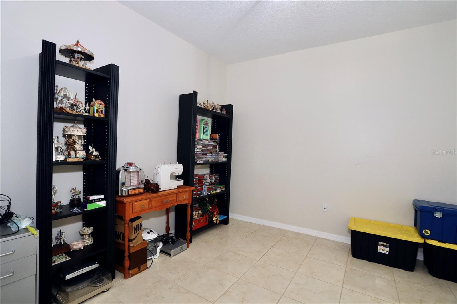 Den/Office - 170 CLUB VILLAS LN, KISSIMMEE