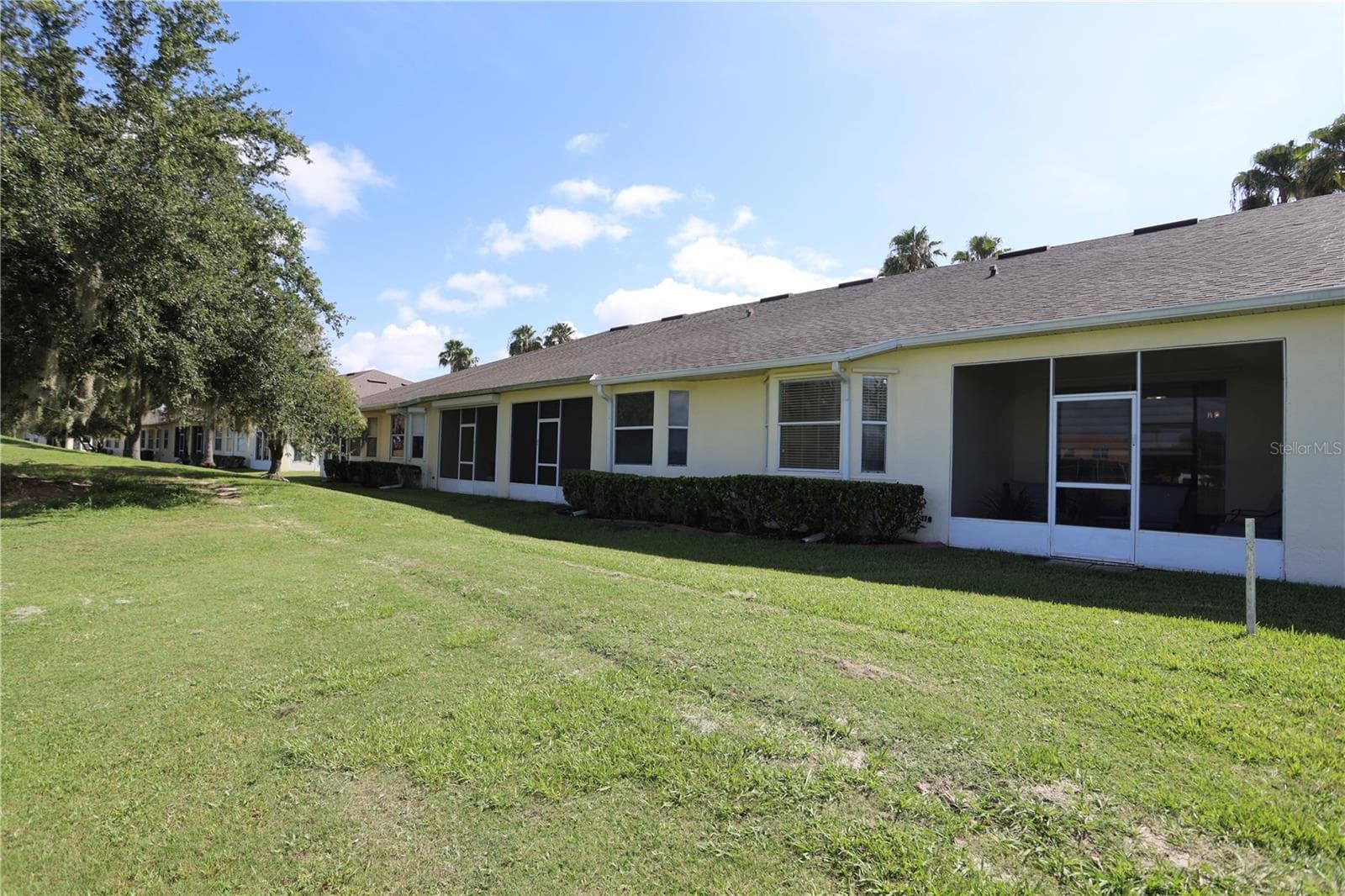 Back of home - 170 CLUB VILLAS LN, KISSIMMEE
