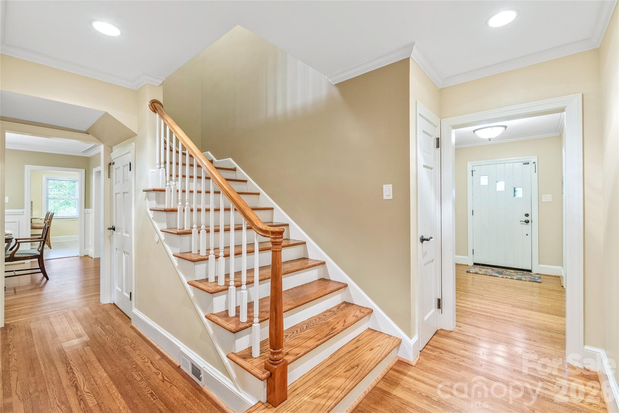 Staircase - 600 S Central Avenue, Belmont
