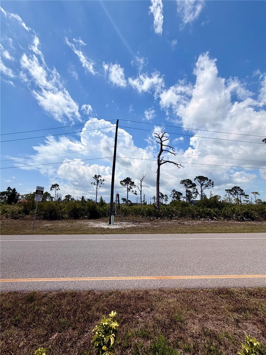 6 HARNESS RD