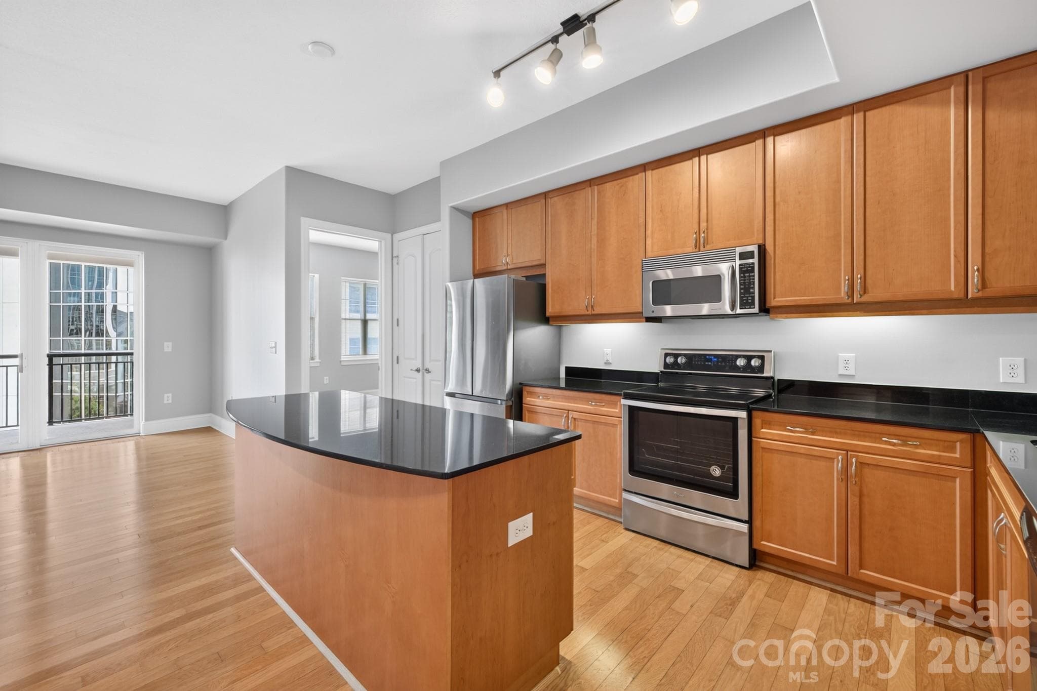 Condominium at Charlotte, photo 4 of 27
