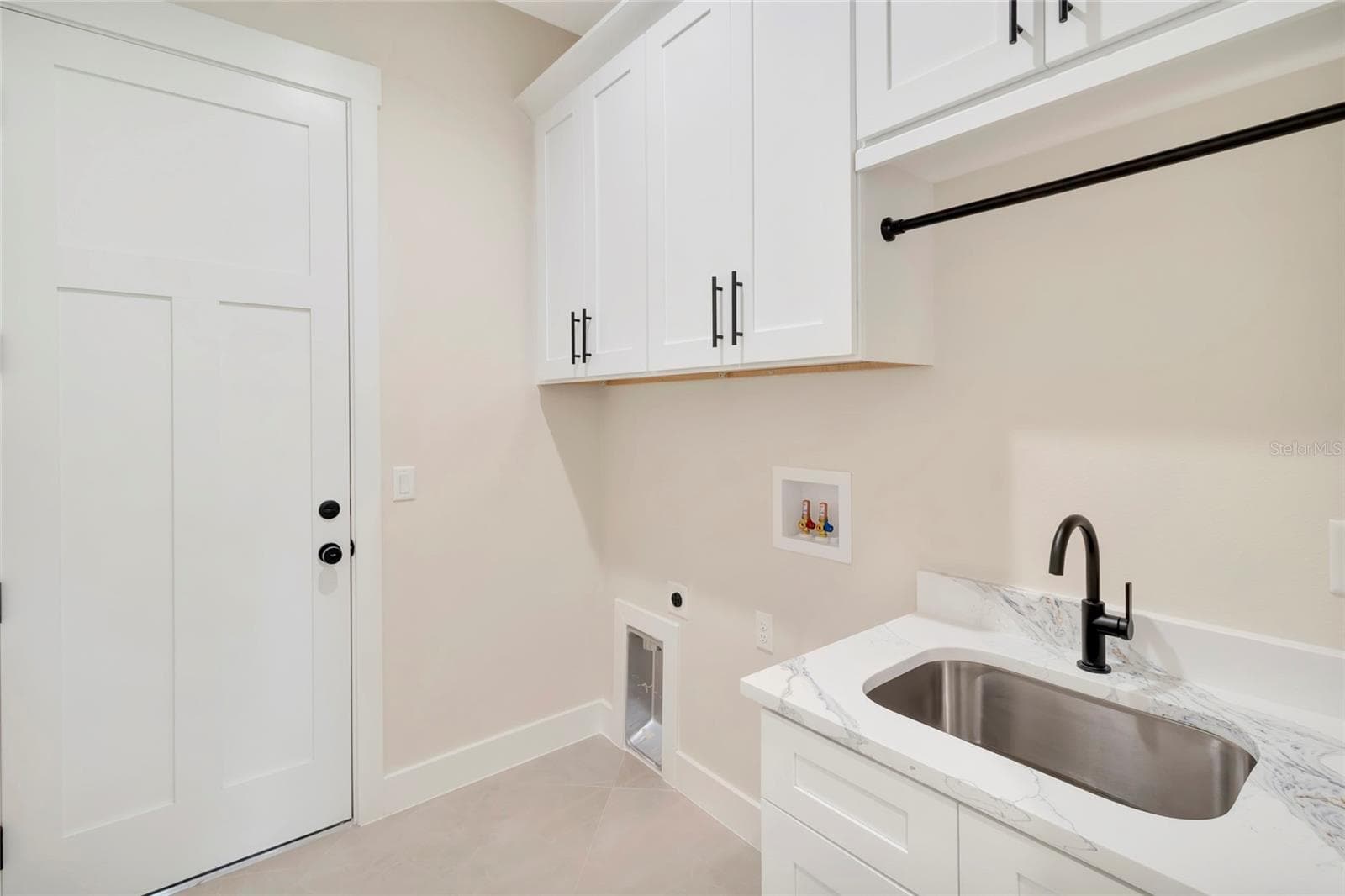 Launrdy - 17605 NINTH ST, MONTVERDE