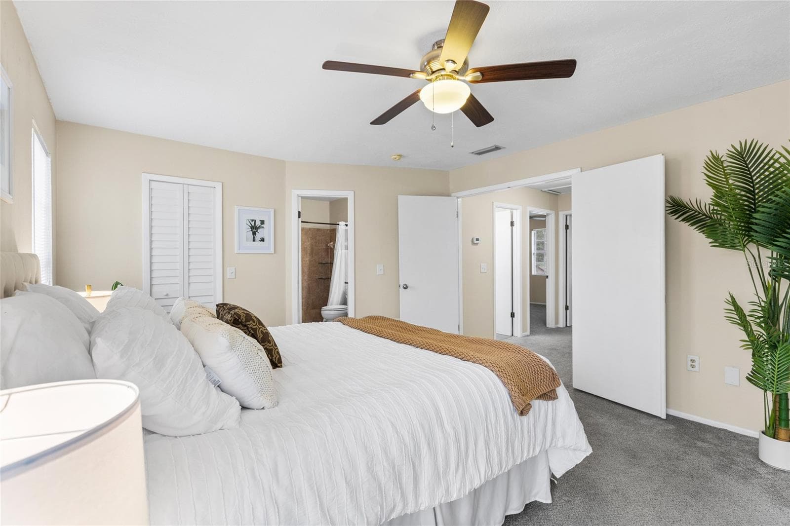Single Family Residence at 7608 WILLOW PARK DR, TEMPLE TERRACE, photo 18 of 27