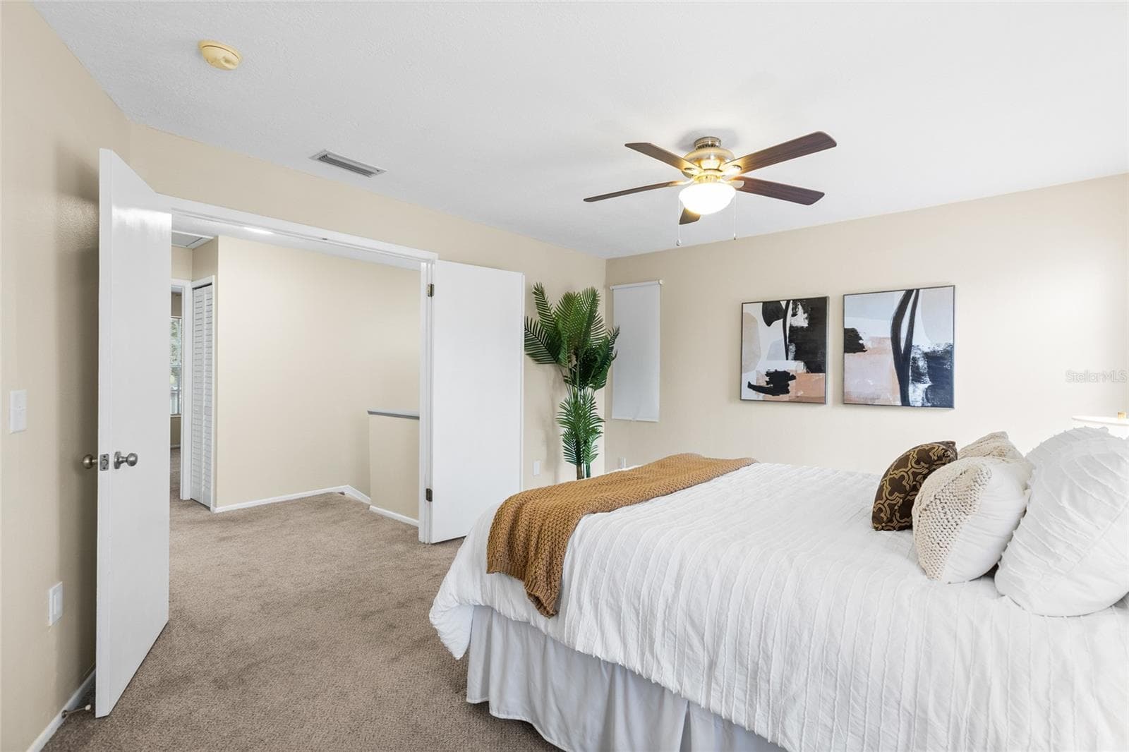 Single Family Residence at 7608 WILLOW PARK DR, TEMPLE TERRACE, photo 19 of 27