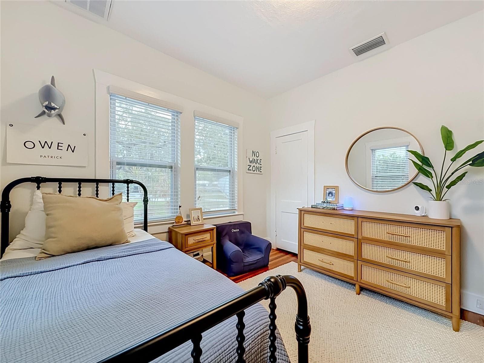 Single Family Residence at 675 S VINCENT ST, CRYSTAL BEACH, photo 24 of 46