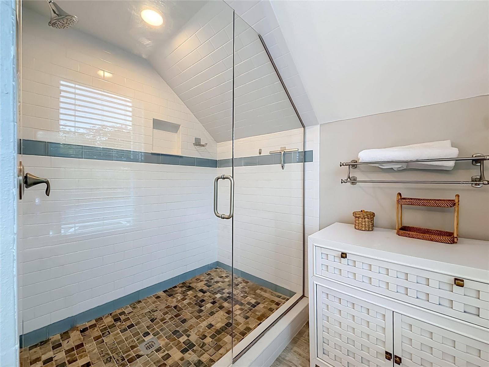 Single Family Residence at 675 S VINCENT ST, CRYSTAL BEACH, photo 36 of 46
