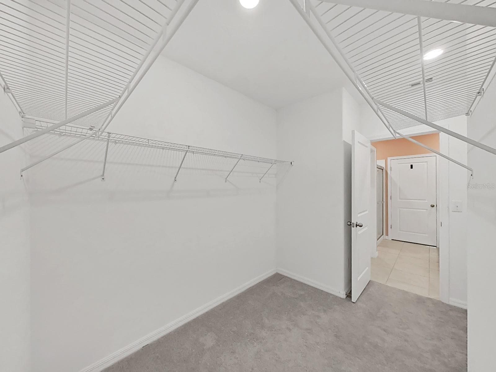 Single Family Residence at 13678 SEA BRIDGE DR, HUDSON, photo 32 of 67